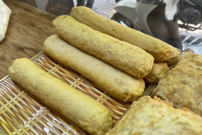 Chả lụa gói lá chuối