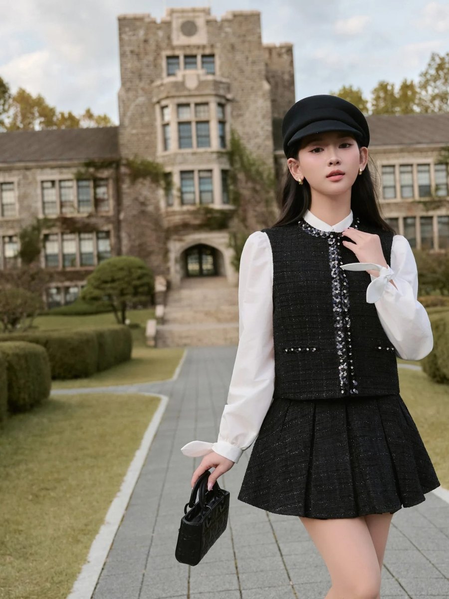 Set gile tweed đen và sơ mi trắng