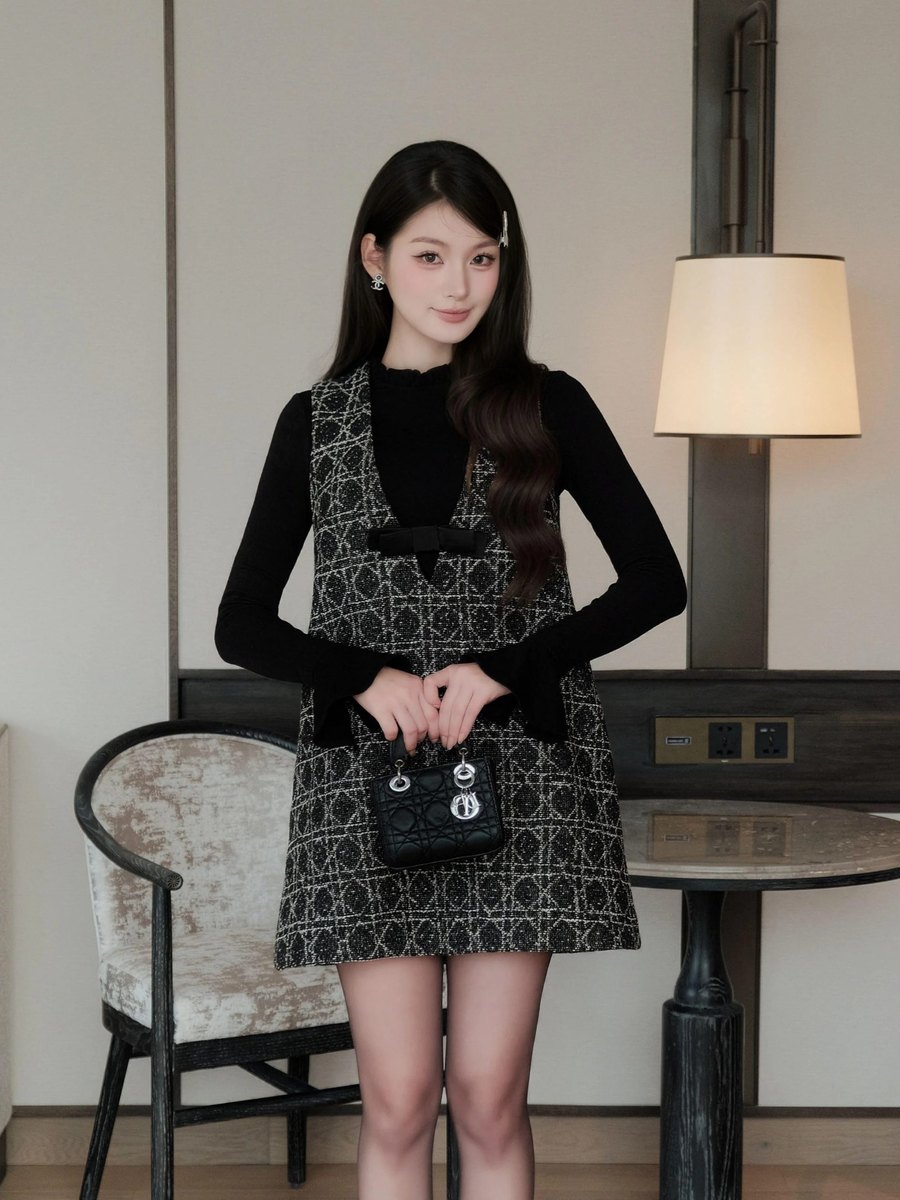 Chân váy tweed đen dáng ngắn