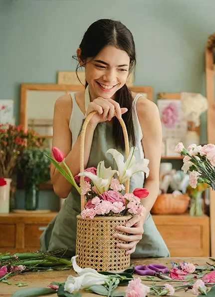 Nghệ nhân cắm hoa Liore