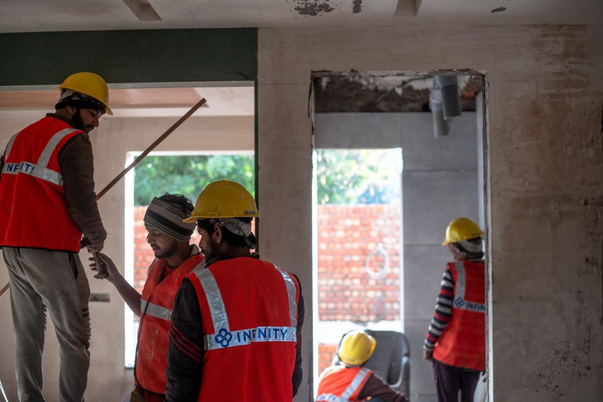 Những thiết bị bảo hộ lao động cần thiết trong xây dựng
