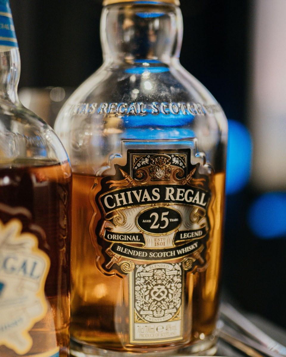 Chivas Regal 25 Năm