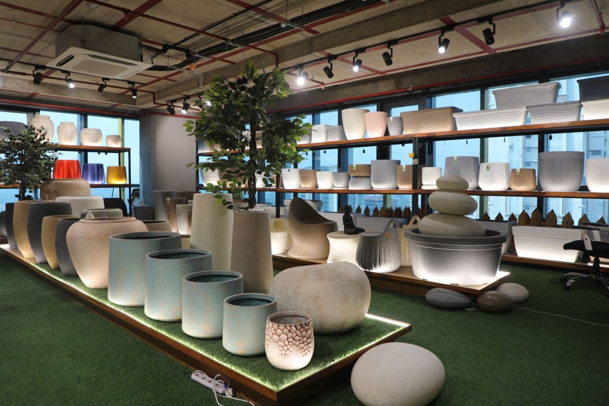 Showroom trưng bày thiết bị vệ sinh