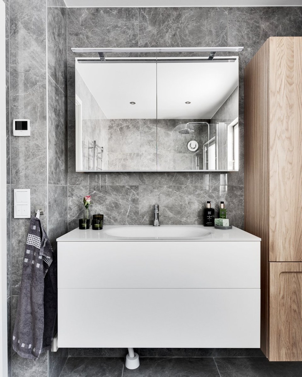 Bồn tắm đặt sàn Oval Sikido O170