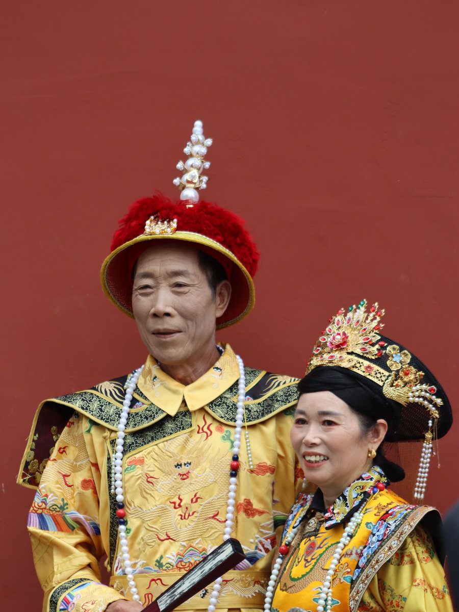 Cặp đôi Hoàng thượng – Hoàng hậu Mãn Thanh