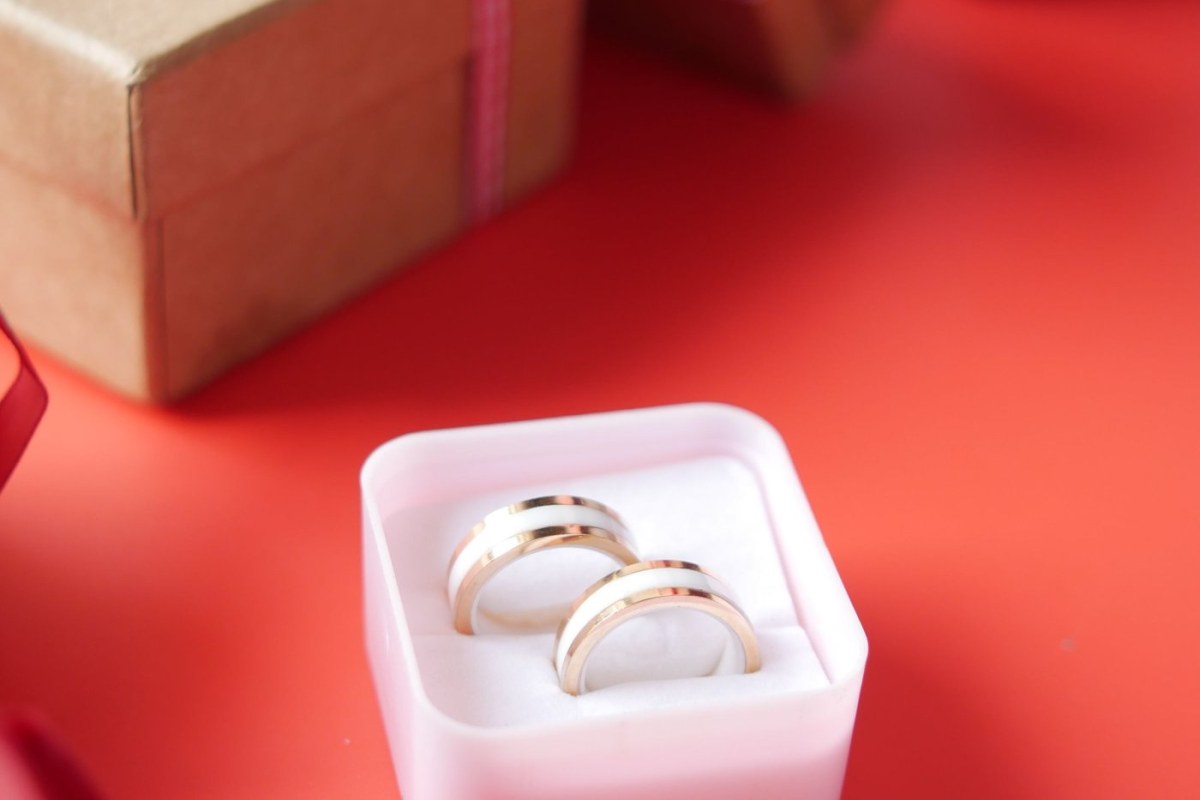 Gợi ý quà tặng trang sức cho từng dịp trong năm