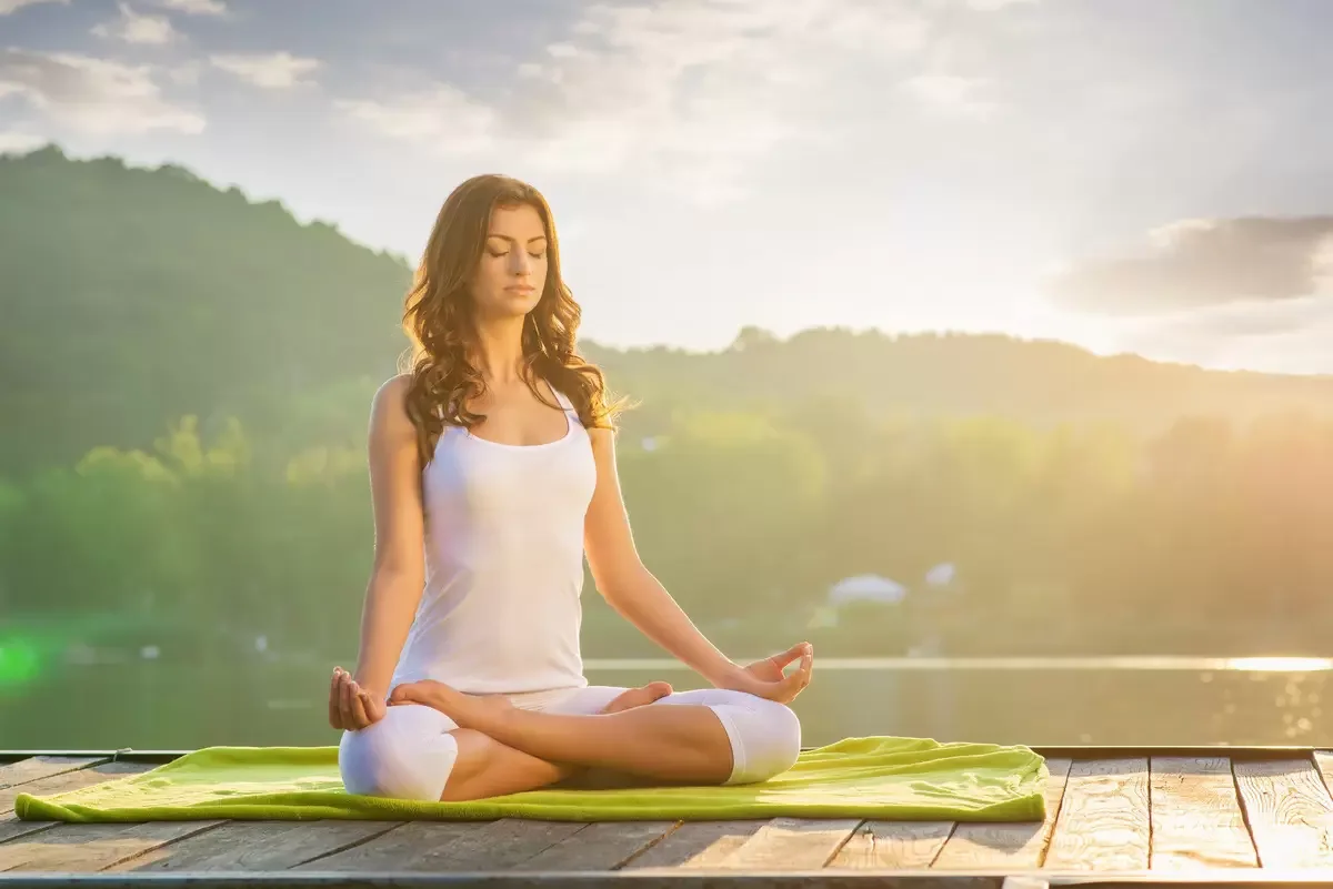 Yoga giảm đau thắt lưng hiệu quả